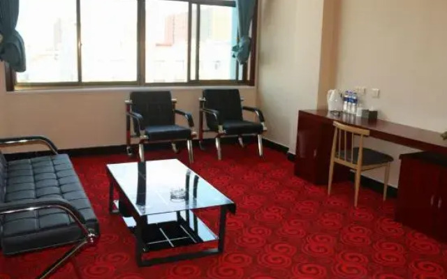 Linyi Xiangma Holiday Hotel