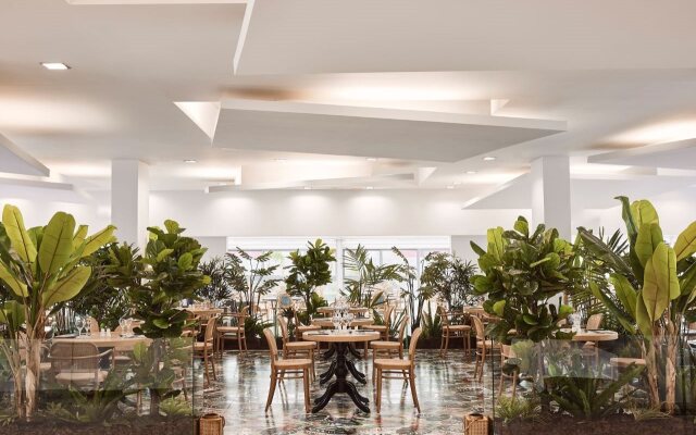 Michelangelo Resort and Spa