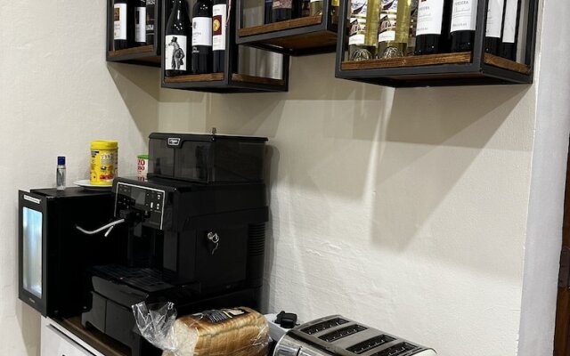 Domo Achenza Guesthouse