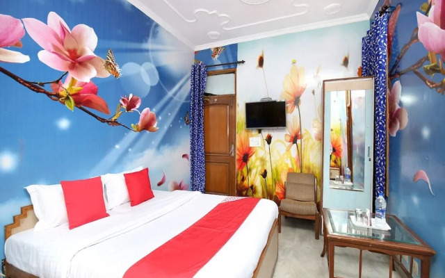 OYO 16736 Hotel Hm Crystal