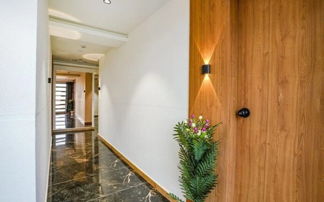 Fabhotel Royal Orbits