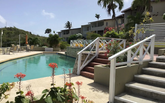 2-bedroom Apartment With Seaviews