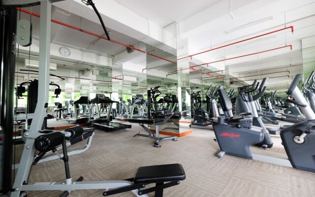 Best Price Studio Apartment at Capitol Park Residence