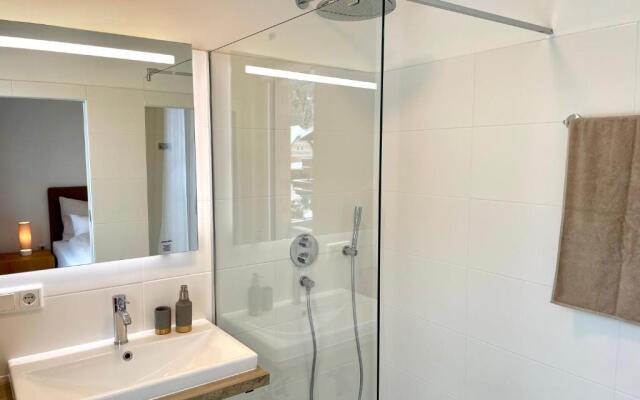 die Tauplitz Lodges - Alm Lodge A8 by AA Holiday Homes