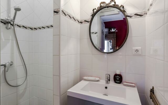 Amazing Holiday Home With Pool in Aix-en-provence