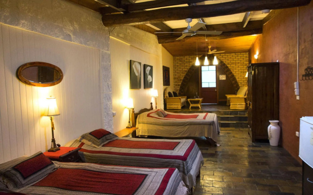 Cedar Park Rainforest Resort