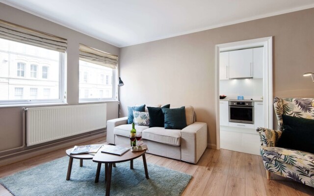 Bright Elm Park Gardens Apartment - DST