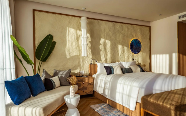 Wyndham Hoi An Royal Beachfront Resort & Villas