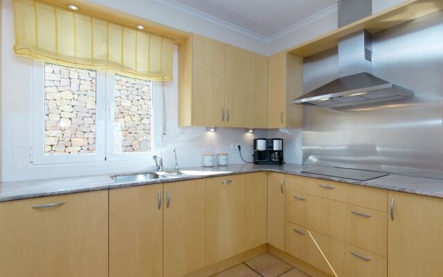 Villa with private swimming pool fantastic views of the golf complex of Denia