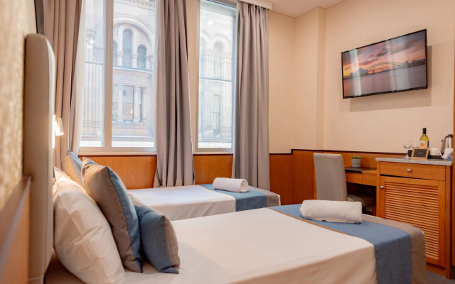 YEHS Hotel Sydney QVB