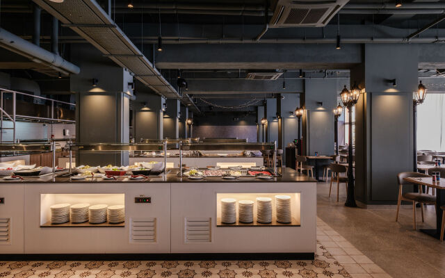 QAWRA Palace Resort & SPA