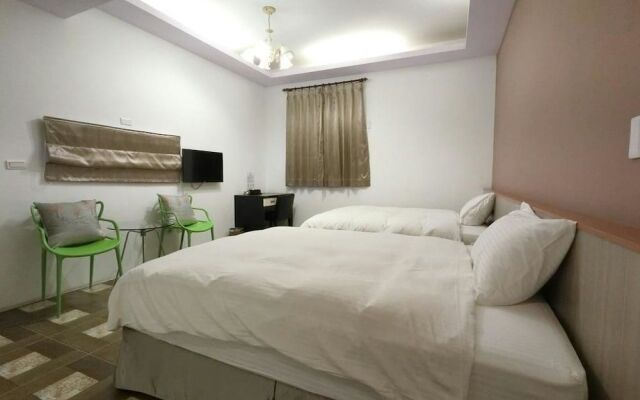 Propitious Castle B&B