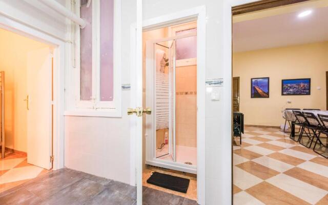 Grand Latina Apartment