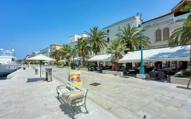 Lasta 15 Losinj Town Single Room