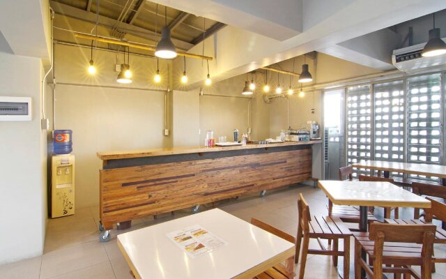 BRBlock Boutique and Residences