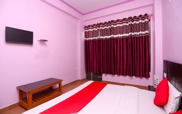 OYO 19406 Hotel Janta Palace