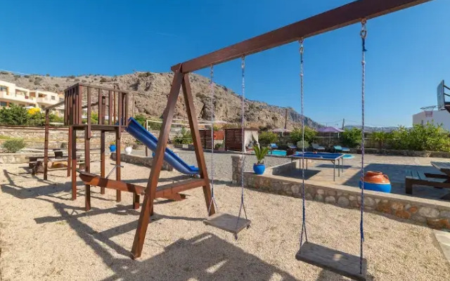 Maripaul Family Villa