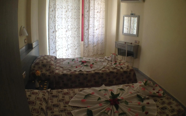 Semiz Apart Hotel
