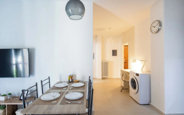 Theai 1-Bedroom Apartment in Athens