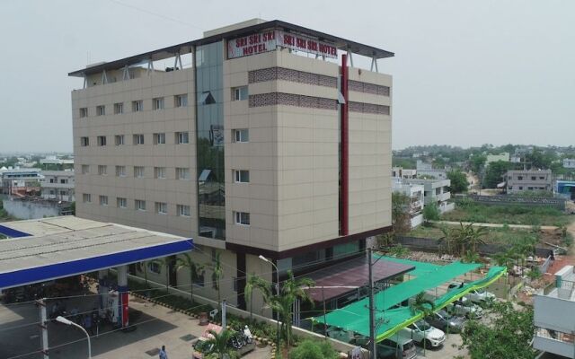 Sri Sri Sri Hotel