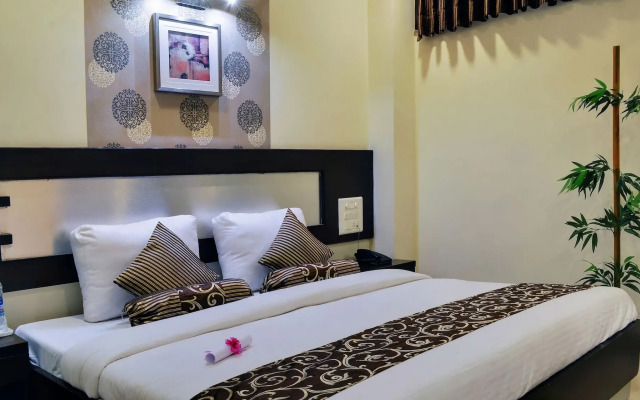 Hotel Shanti Palace