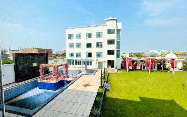 The Karni Palace