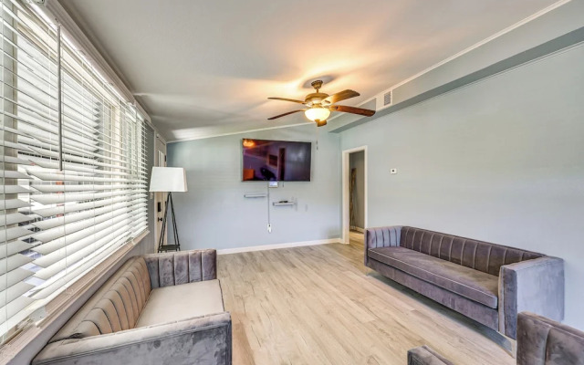 Hike, Golf & Fish: Pine Bluff Retreat