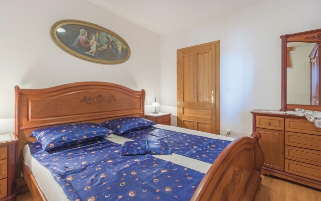 Awesome Home in Medulin With Wifi and 3 Bedrooms