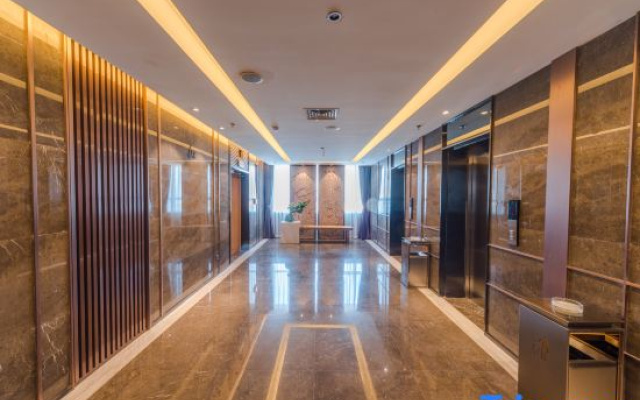 Ustay Hotel