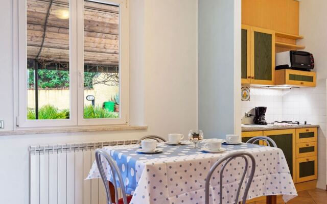 Blissful Apartment in Magione With Swimming Pool