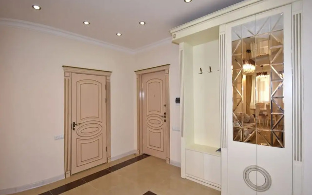 Apartments by Luxe Group AM422