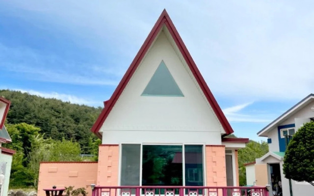 Yangyang Badaae Geolinbeol Pension