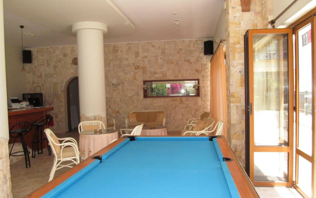 Arkadi Apartments