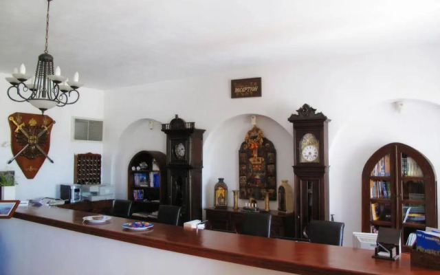 Porto Scoutari Romantic Hotel