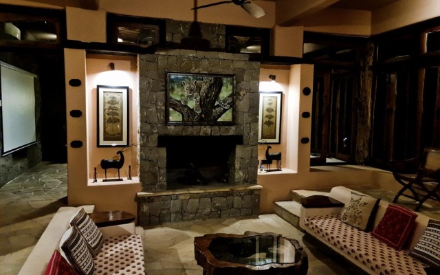 Pugdundee Safaris - Kanha Earth Lodge – Hotel Rooms – Baihar