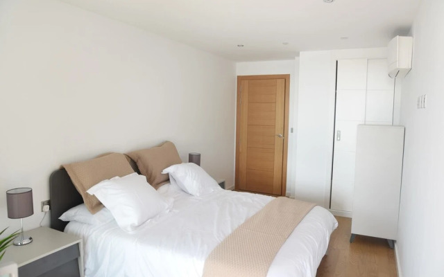 Luxury 2 Bedroom Apartment