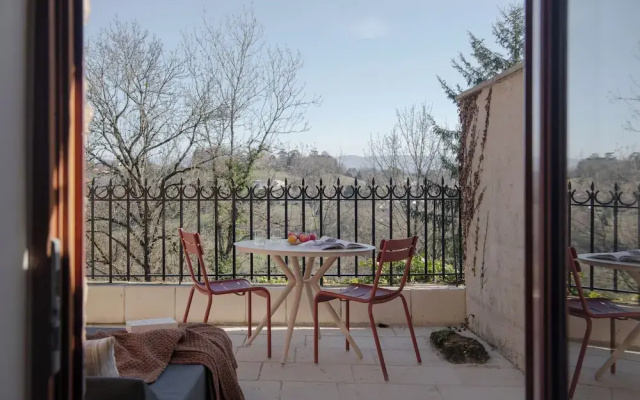 MiHotel - Cité Médiévale de Pérouges