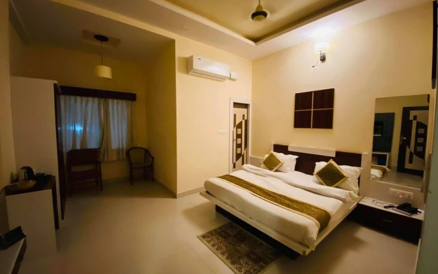 Hotel Kumkum Palace