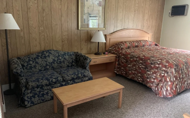 Greenview Motel and RV Park