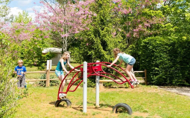 Camping Les Charmes