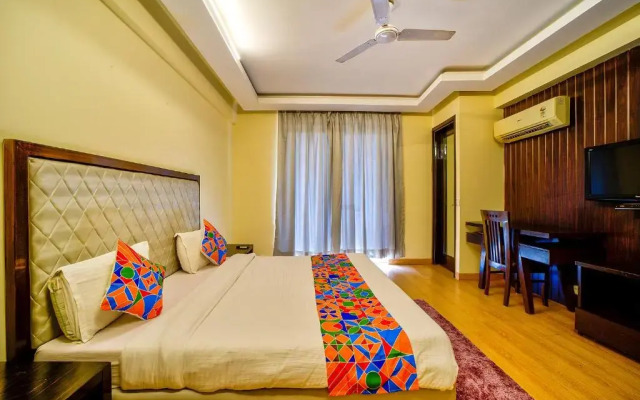 Fabhotel Rivlet