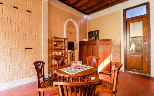 Twin Manggo Homestay