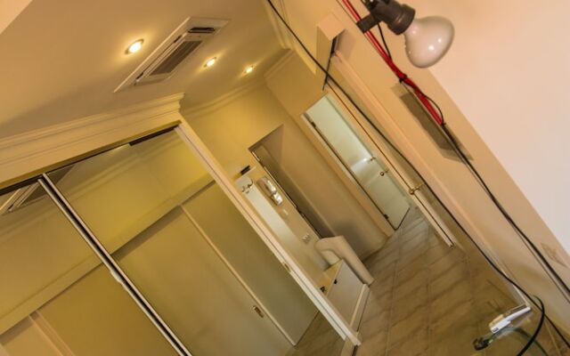 President Boutique Apartment