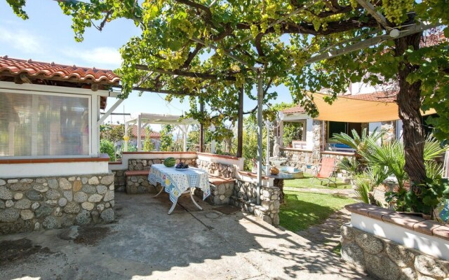 Nice Home in Ricadi With Wifi and 6 Bedrooms
