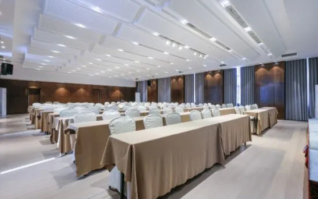 Chongqing Shengshi Jiaxuan Hotel (Jiangjin Shuangfu Branch)