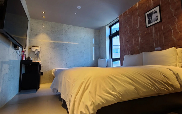 MG Hotel Jonggak