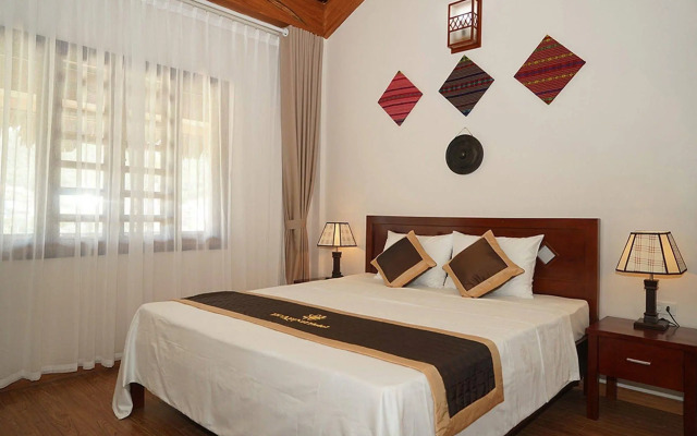 Hoa Binh Hotel