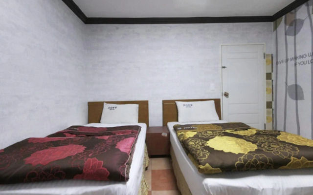 Dream of City Motel