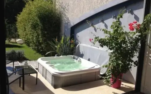 Chambres d'hotes Deluxe Jacuzzi Mas de l'Etoile