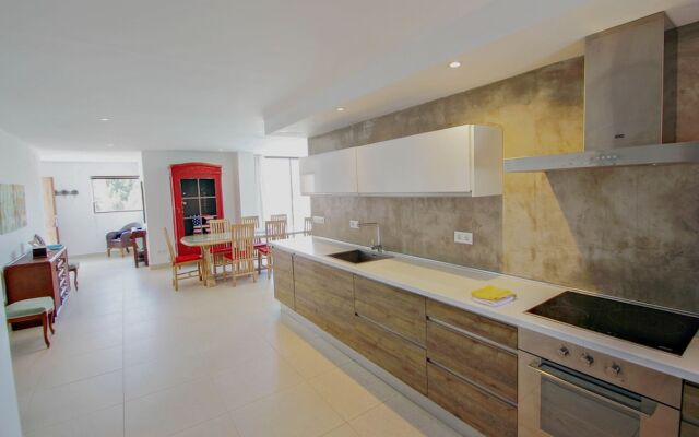 Laja - panoramic hillside holiday house in Moraira